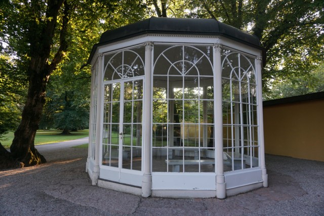 57F3AB44-53E6-4F22-B42A-D19162A07362